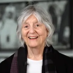 Portrait of Rosalind Fox Solomon