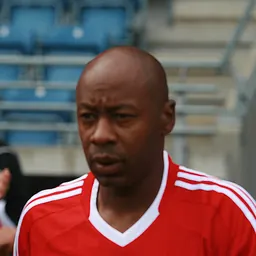 Portrait of Mark Walters