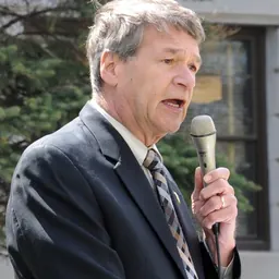 Portrait of Wayne Stenehjem