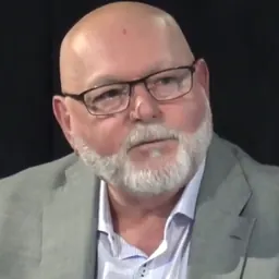 Portrait of Rick DeSaulniers
