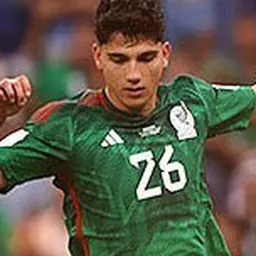 Portrait of Kevin Álvarez