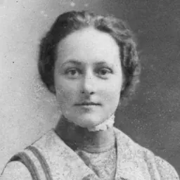 Portrait of Elsie Low
