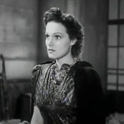 Portrait of Linden Travers