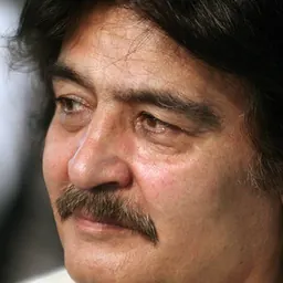 Portrait of Reza Rooygari