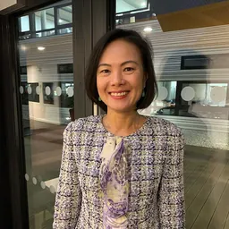 Portrait of Thuc-Quyen Nguyen