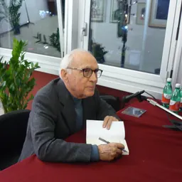 Portrait of Vincenzo Consolo