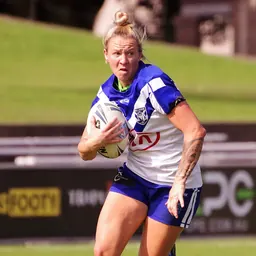 Portrait of Shannon Evans