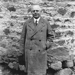 Portrait of Robert Forrer