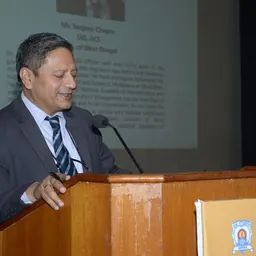 Portrait of Sanjeev Chopra