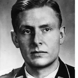 Portrait of Helmut Viedebantt
