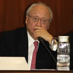 Portrait of Shunji Yanai