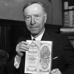 Portrait of Fred Lind Alles