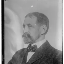 Portrait of Henry Walcott Farnam