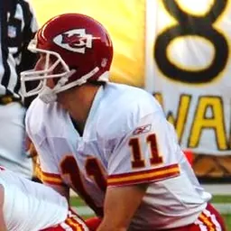 Portrait of Damon Huard