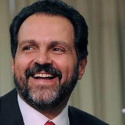 Portrait of Agnelo Queiroz