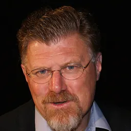 Portrait of Deon Meyer