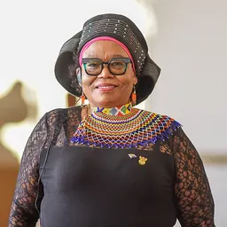 Portrait of Lindiwe Maseko