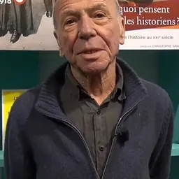 Portrait of Éric Hazan