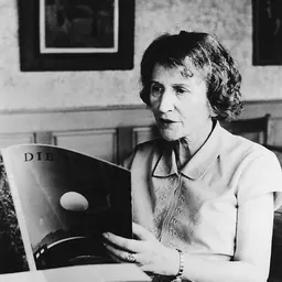 Portrait of Elsa Gasser