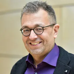 Portrait of Mehrdad Mostofizadeh