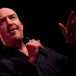 Portrait of Andy Parsons