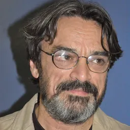 Portrait of Hossein Alizadeh