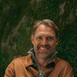 Portrait of JoeBen Bevirt