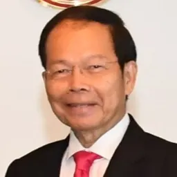 Portrait of Noppadon Pattama