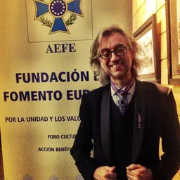 Portrait of Víctor Amela
