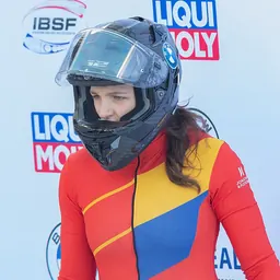 Portrait of Andreea Grecu