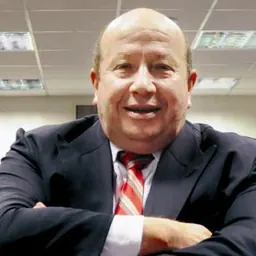 Portrait of Roberto José Dromi