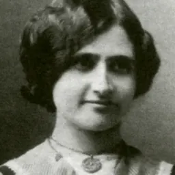 Portrait of Sílvia Cardoso