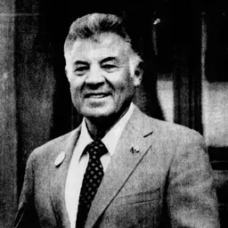 Portrait of Casey Luna