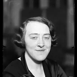 Portrait of Suzanne Bastid