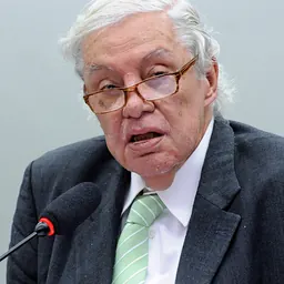 Portrait of Carlos Lessa