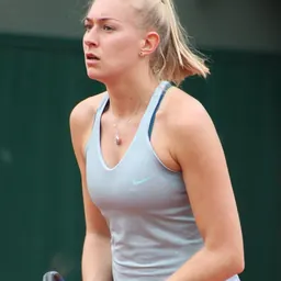 Portrait of Jocelyn Rae