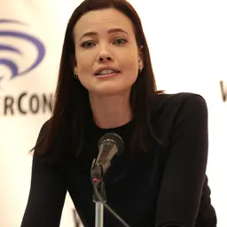 Portrait of Stephanie Corneliussen