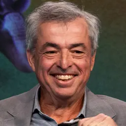 Portrait of Eddy Cue