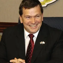 Portrait of Frank McKenna