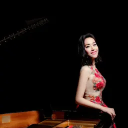 Portrait of Silu Wang