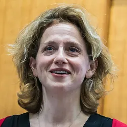 Portrait of Jennifer Ratner-Rosenhagen