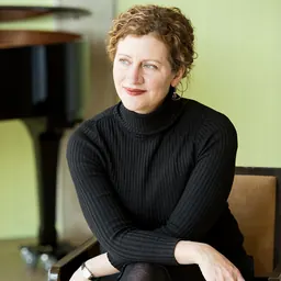Portrait of Heather O'Donnell