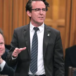 Portrait of Andrew Cash