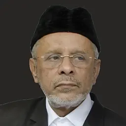 Portrait of Sayed Hyderali Shihab Thangal