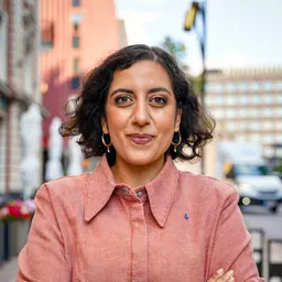 Portrait of Simona Mohamsson