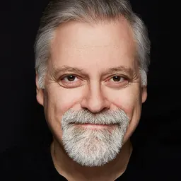 Portrait of Daron Hagen
