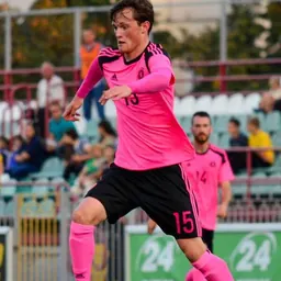Portrait of Liam Henderson