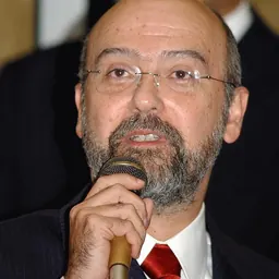 Portrait of Luiz Eduardo Soares