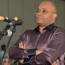 Portrait of André Okombi Salissa