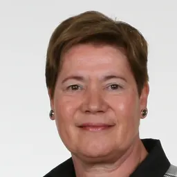 Portrait of Thea de Roos-van Rooden
